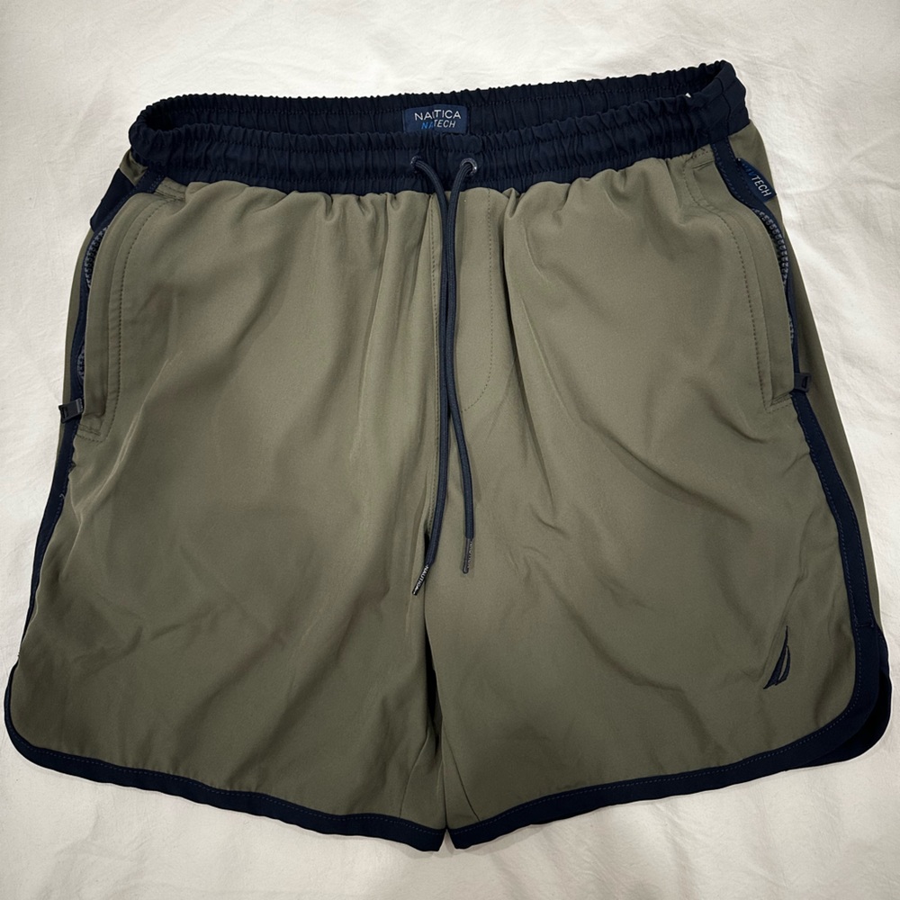 NAUTICA NAVTECH PERFORMANCE DRAWSTRING SHORTS HILLSIDE OLIVE